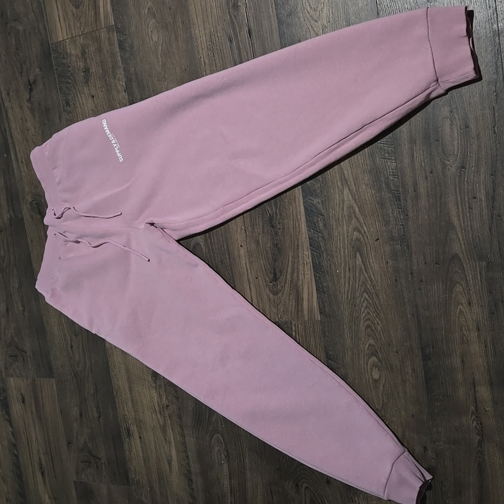👾👾Men's SUPPLY & DEMAND NEW YORK CITY Size Medium Sweatpants. GREAT CONDITION